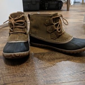 Sorel out n about leather rain snow boot elk